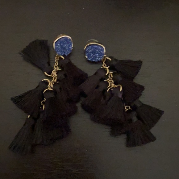 Dangle earrings - Picture 2 of 2
